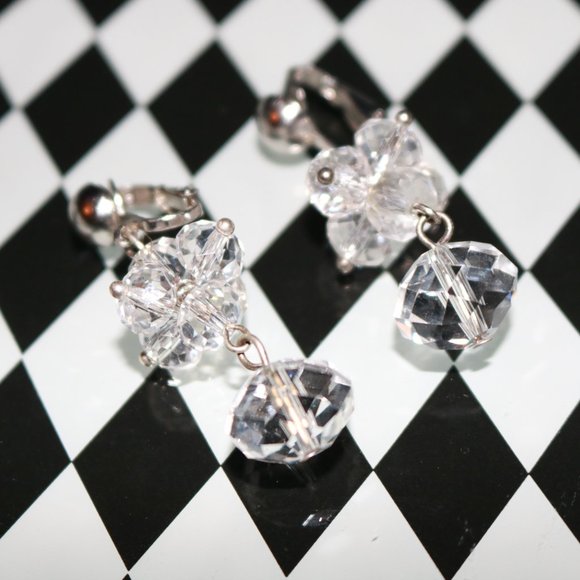 Crystal-like drop earrings silver tone clip ons - Picture 4 of 6